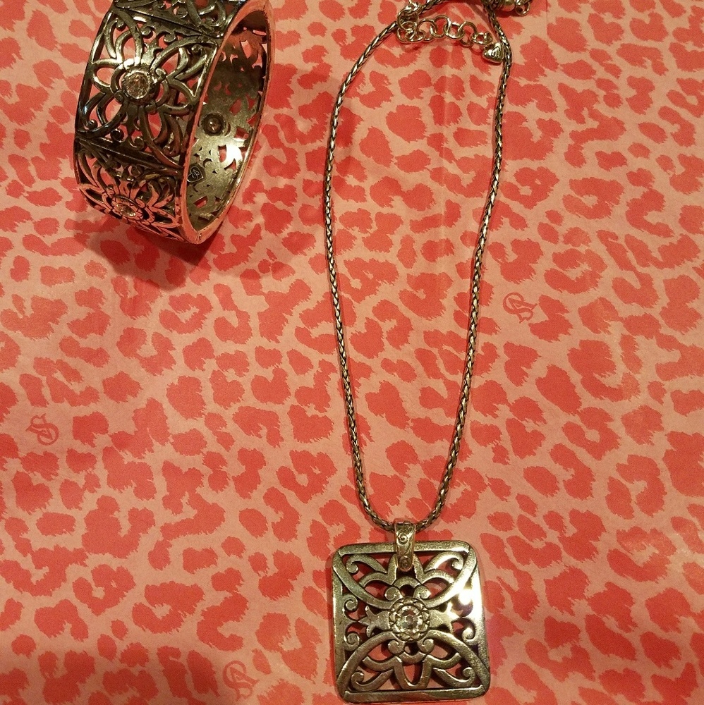 Brighton necklace set